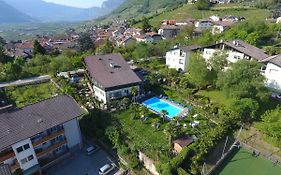 Hotel Pension Rechtenthal  2*